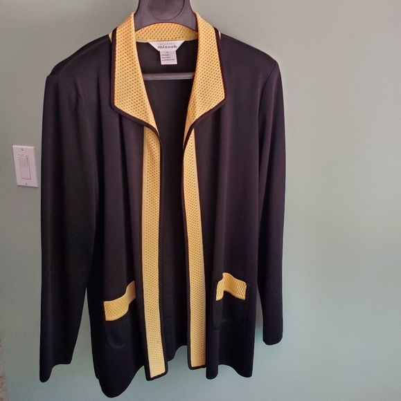 Elegant New Exclusively Misook black cardigan knit blazer yellow trim size L - Picture 1 of 2